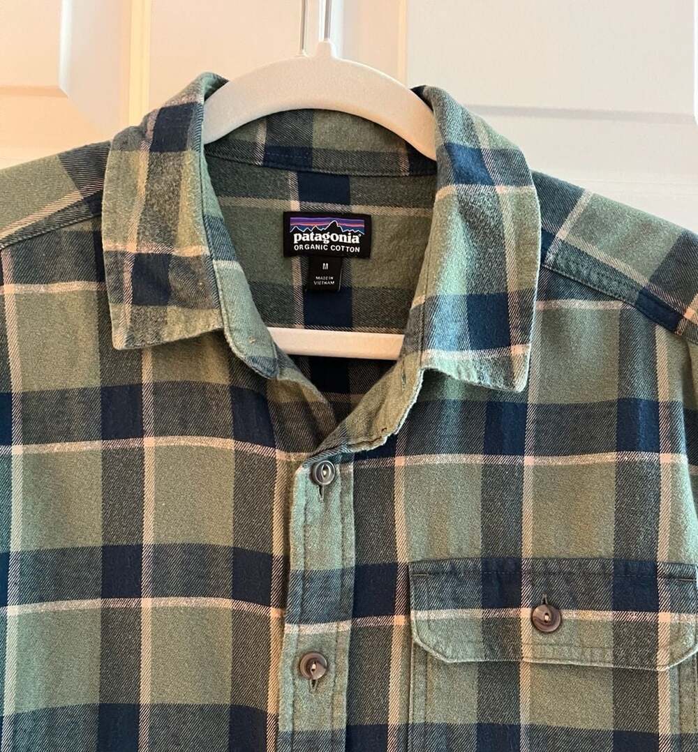 Patagonia Organic Cotton Long‎ Sleeve Plaid Flannel Shirt Men's Size M